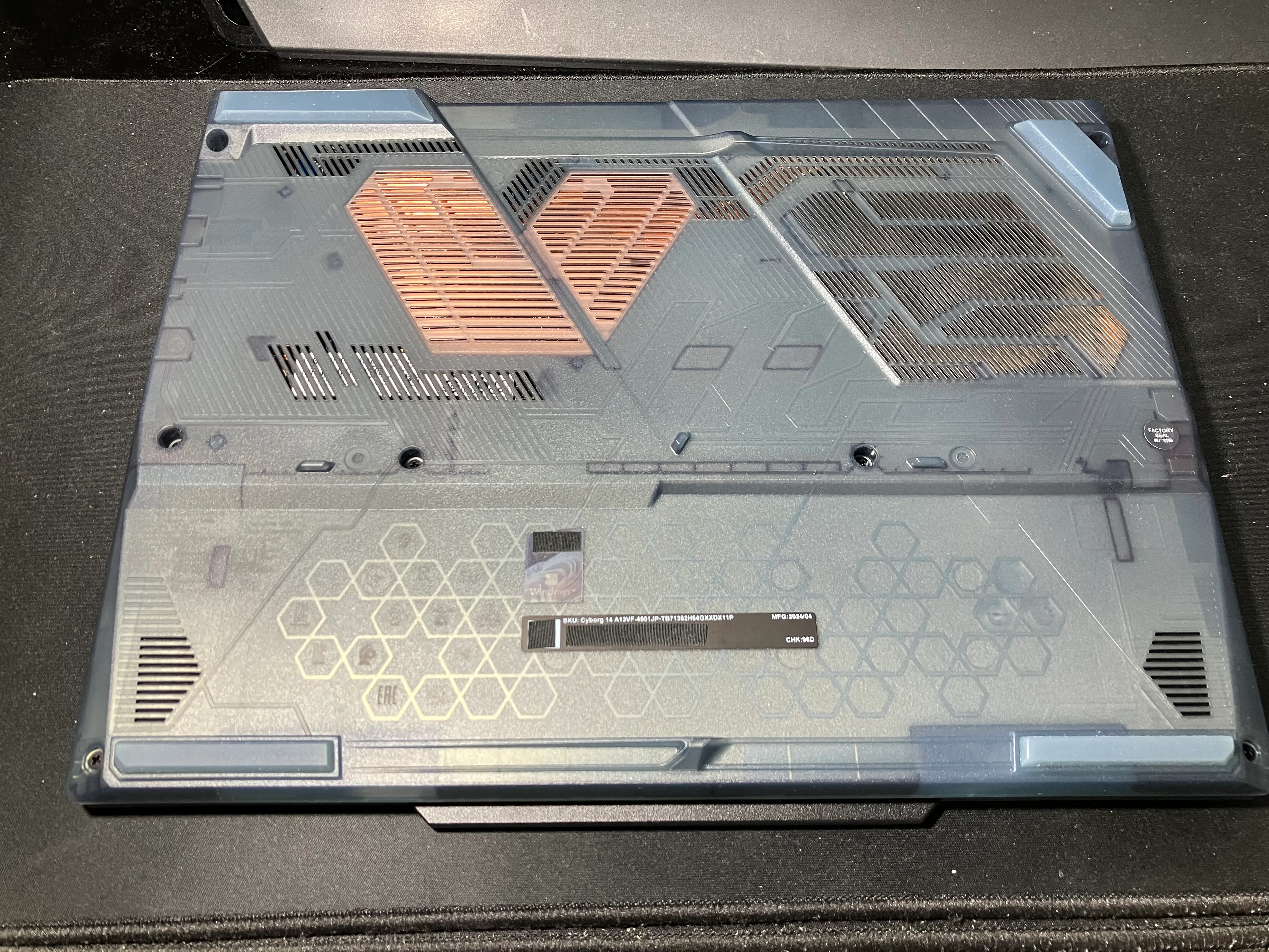 PC裏面の写真